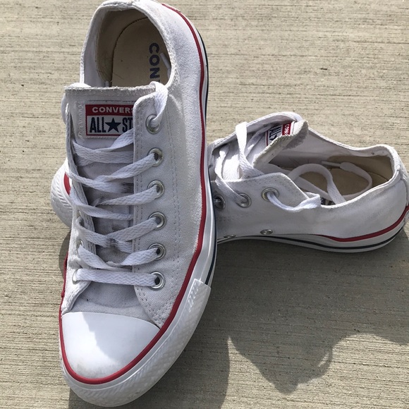White converse - Picture 2 of 4